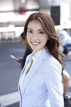 超级乱淫伦短篇小说全集h